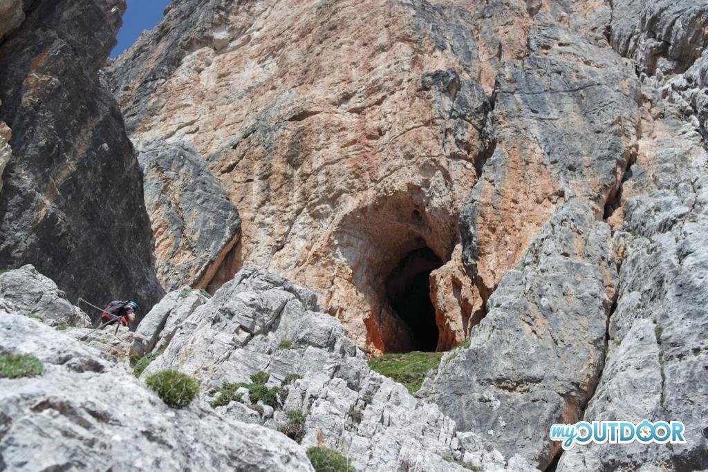 Grotta della Tofana di Rozes