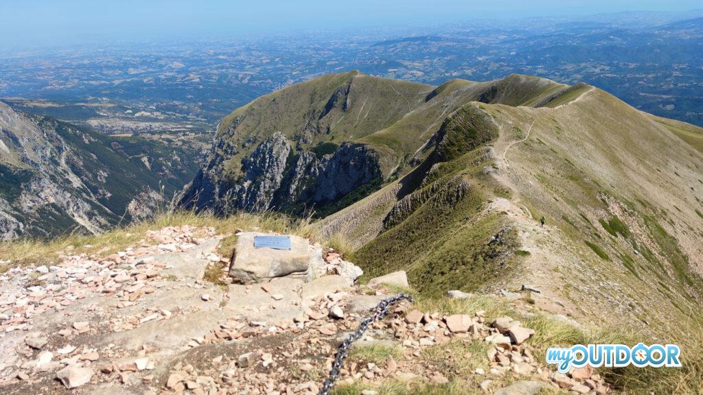 Vista dalla cima sulla cresta