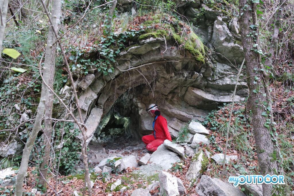 Grotta del Cane a Fosso dell'Eremo