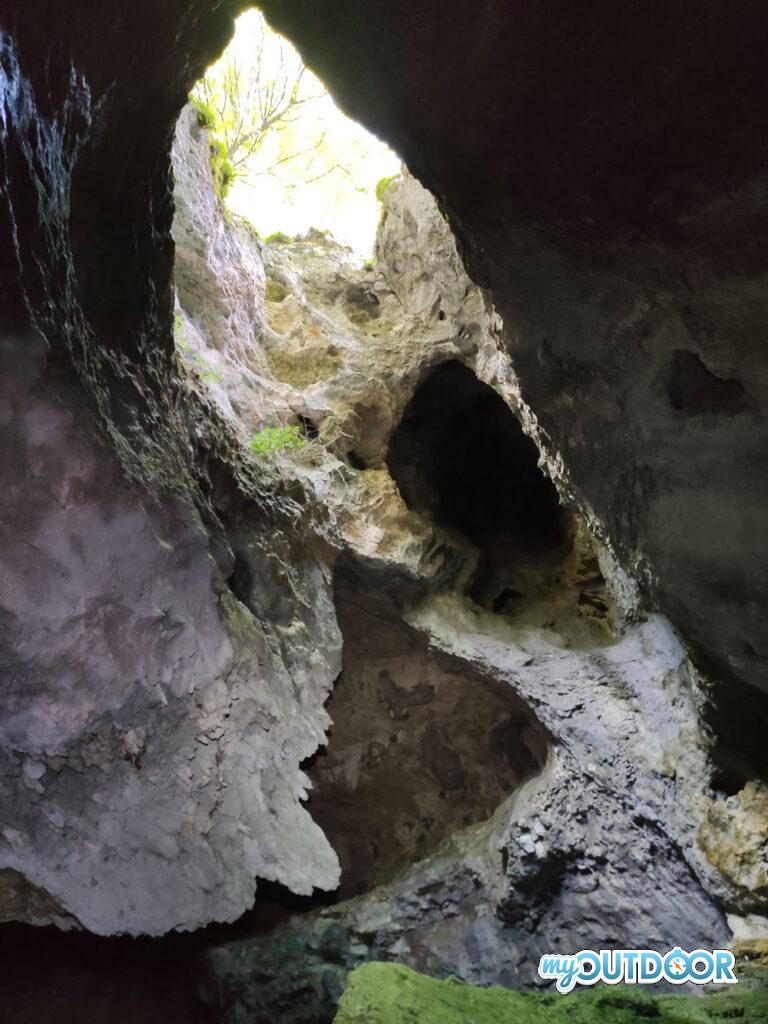 Grotta del Borghetto - ingresso superiore